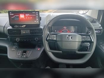 Used Vauxhall Combo Life 2025 for sale - 79655684: Photo