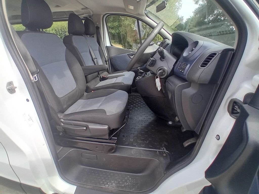 Used Vauxhall Vivaro 2017 for sale - 77621433: Photo 10