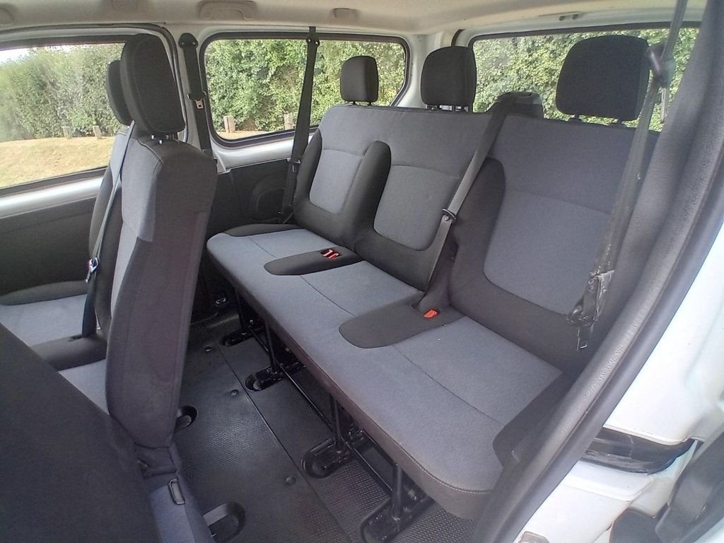 Used Vauxhall Vivaro 2017 for sale - 77621433: Photo 12