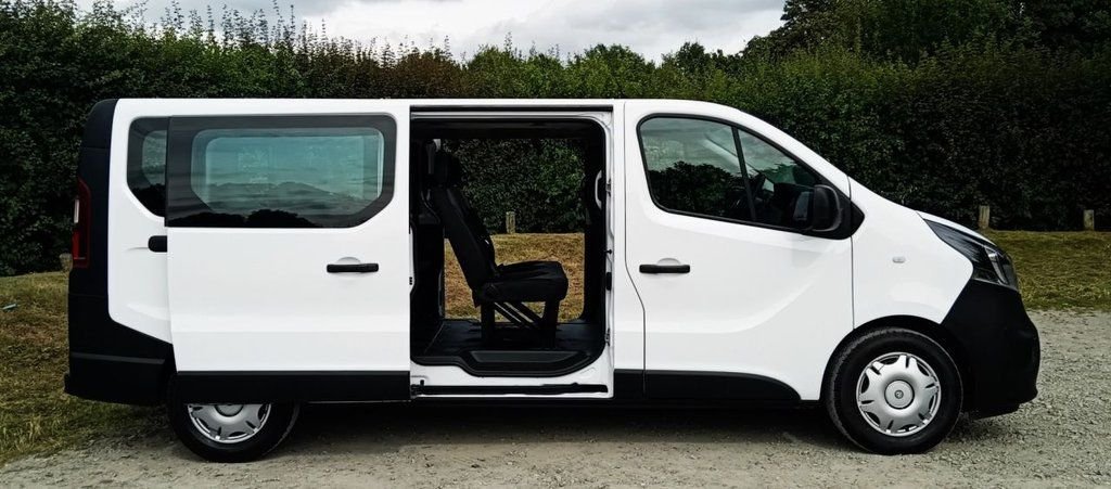 Used Vauxhall Vivaro 2017 for sale - 77621433: Photo 9