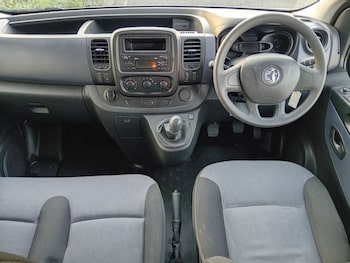 Used Vauxhall Vivaro 2018 for sale - 75831790: Photo
