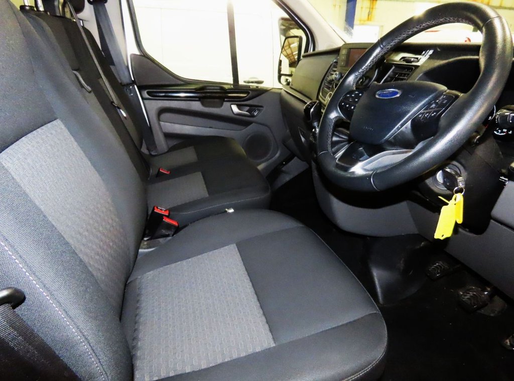 Used Ford Tourneo Custom 2019 for sale - 77609189: Photo 2