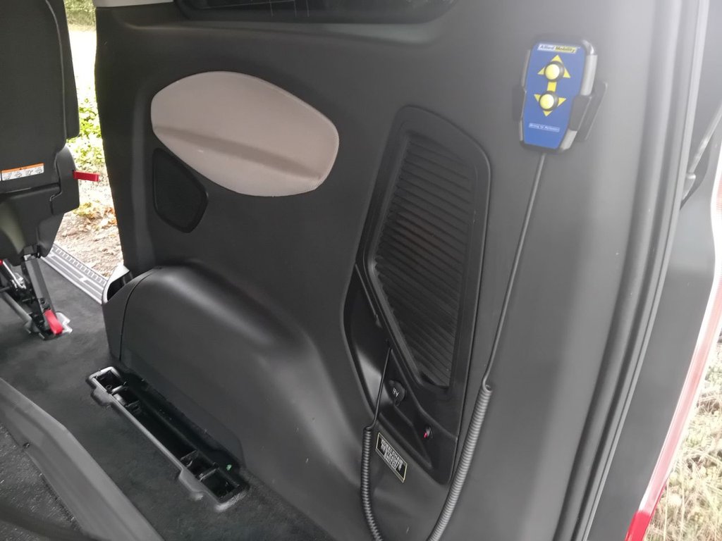 Used Ford Tourneo Custom 2018 for sale - 76345724: Photo 15