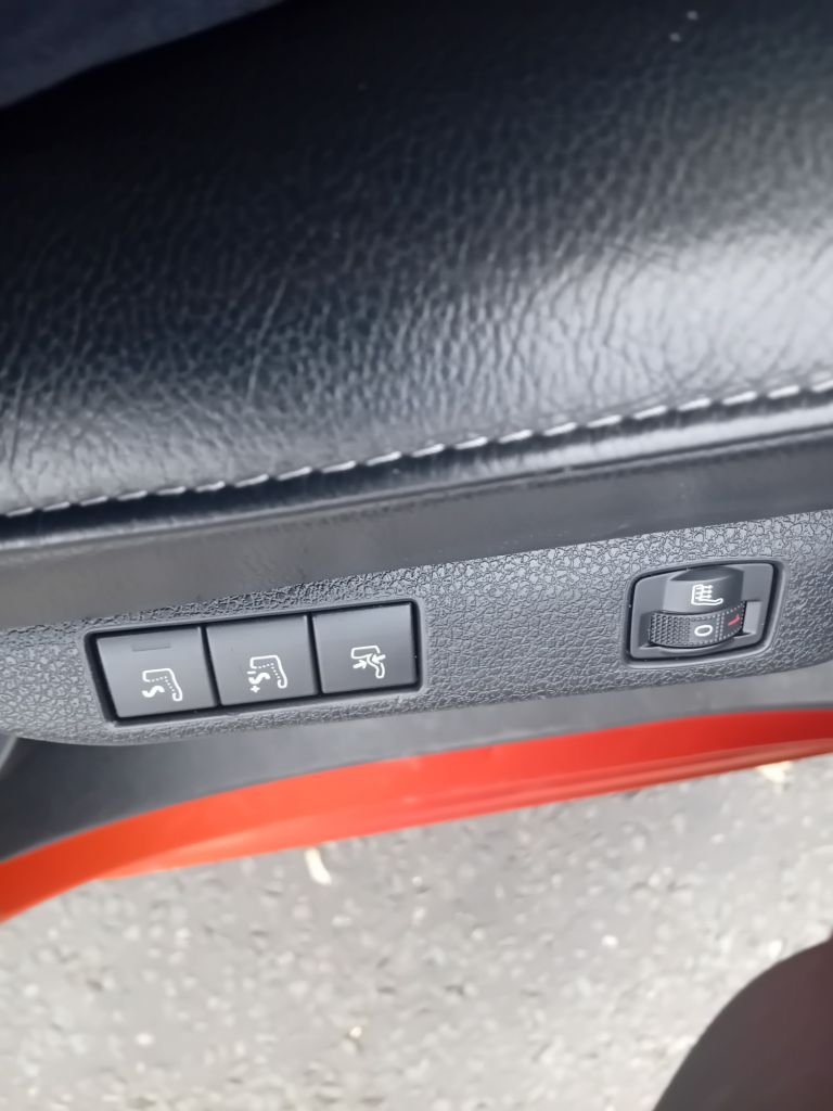 Used Peugeot Traveller 2020 for sale - 76454013: Photo 34