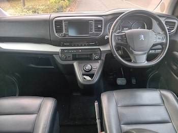 Used Peugeot Traveller 2020 for sale - 76454013: Photo