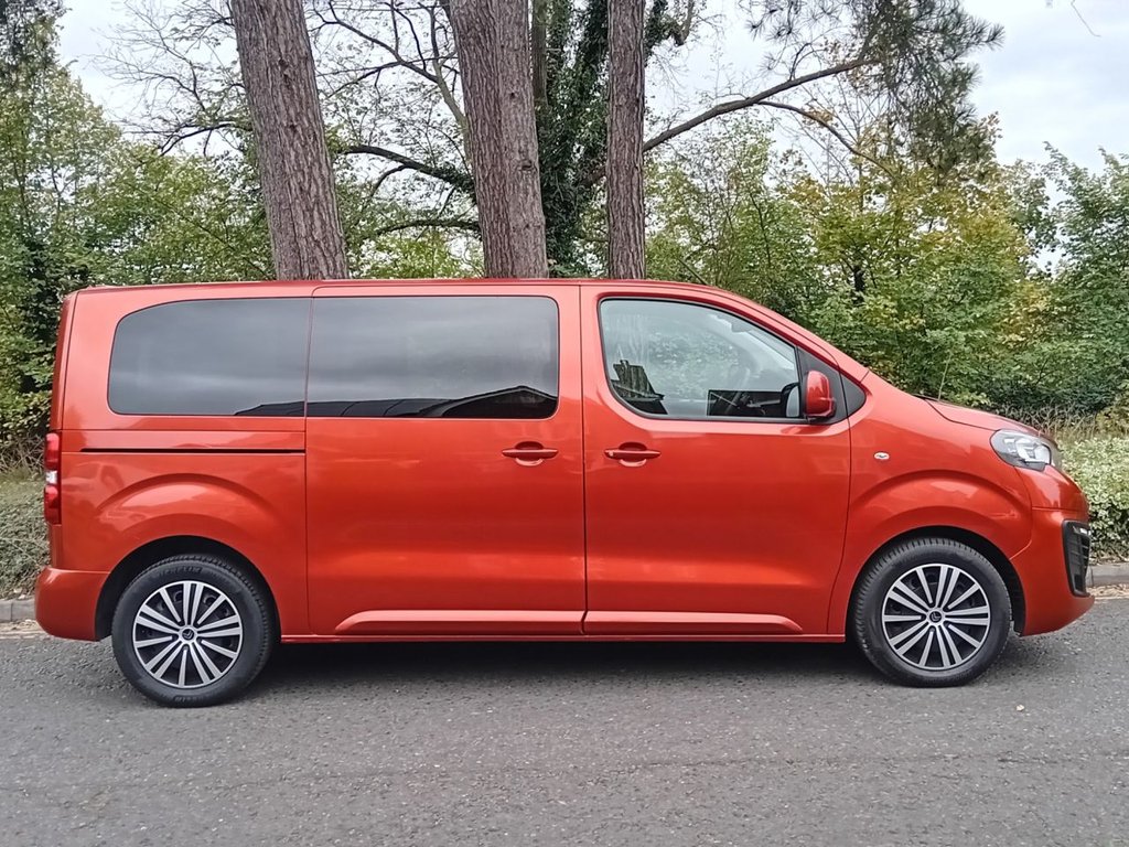 Used Peugeot Traveller 2020 for sale - 75716156: Photo 8