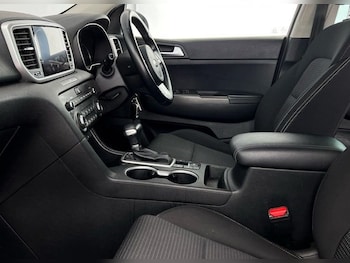 Used Kia Sportage 2021 for sale - 76496492: Photo