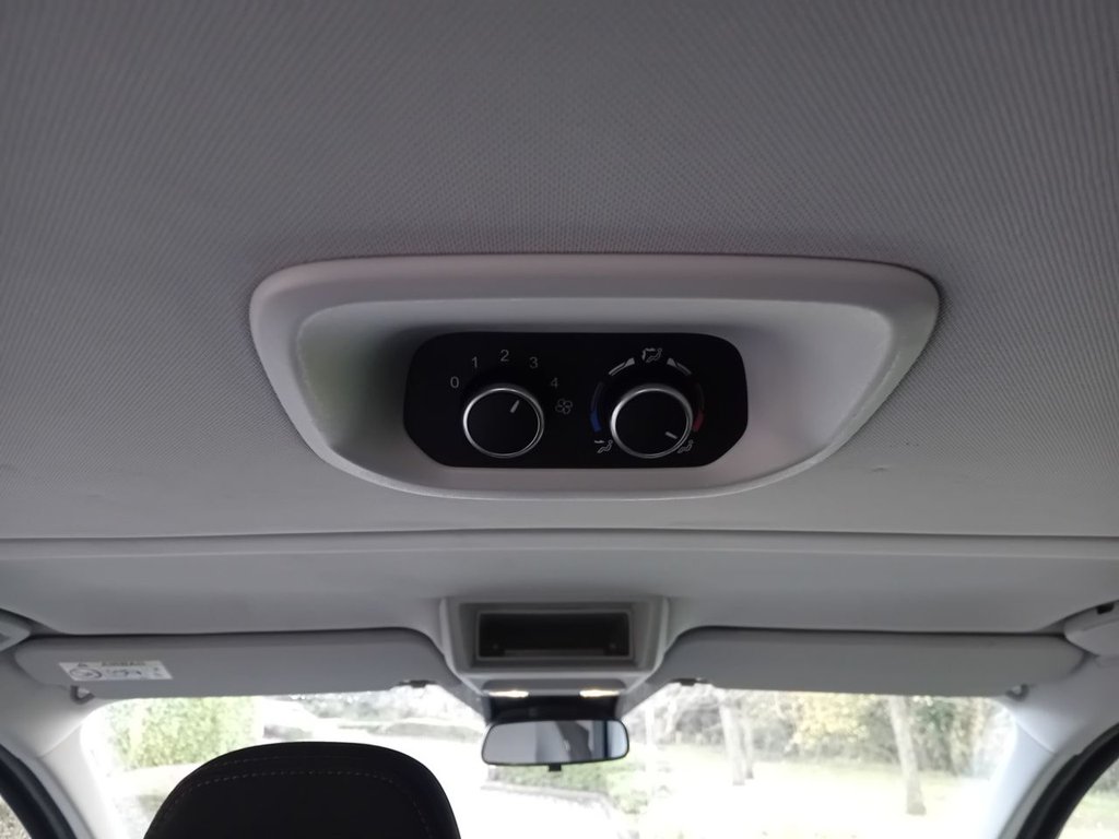 Used Ford Tourneo Custom 2020 for sale - 76345649: Photo 18