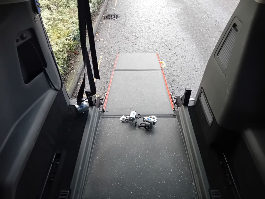 Used Ford Tourneo Custom 2020 for sale - 76345649: Photo 21