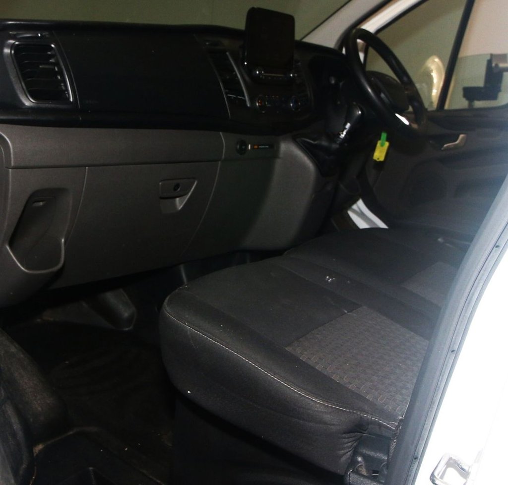 Used Ford Transit Custom 2022 for sale - 76345763: Photo 2