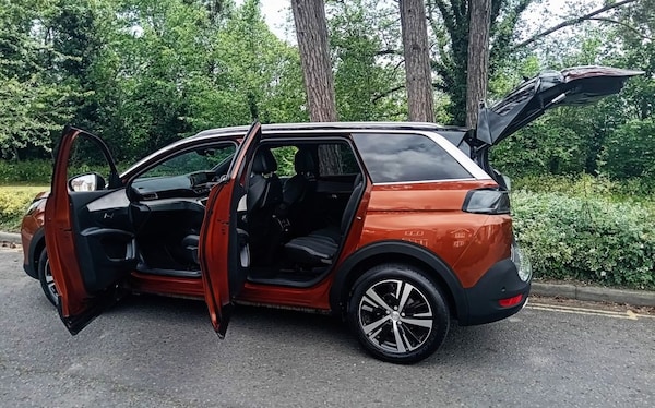 Used Peugeot 5008 2022 for sale - 74708968: Photo 8