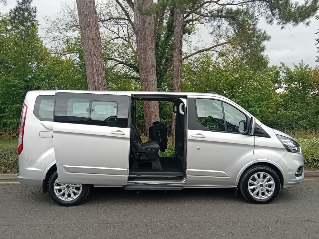 Used Ford Tourneo Custom 2022 for sale - 75973529: Photo 10