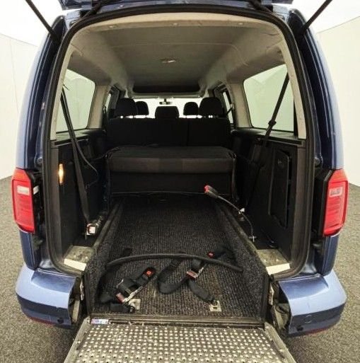 Used Volkswagen Caddy Maxi Life 2017 for sale - 76665771: Photo 1