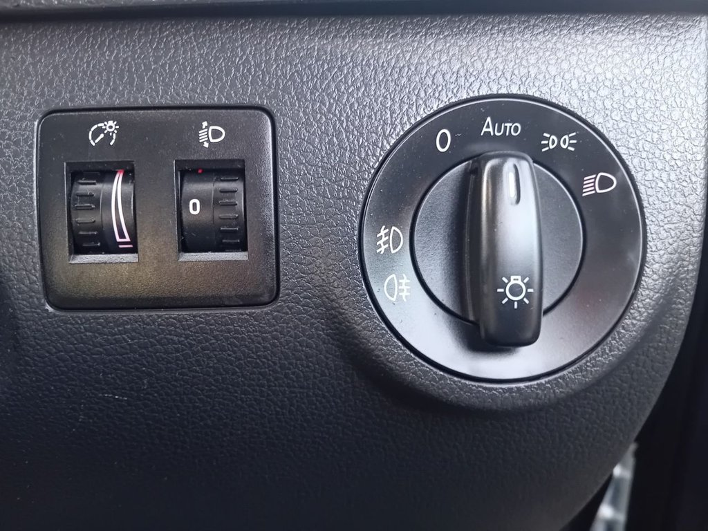 Used Volkswagen Caddy Maxi Life 2017 for sale - 76665771: Photo 27