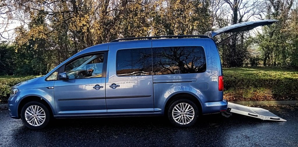 Used Volkswagen Caddy Maxi Life 2017 for sale - 76665771: Photo 9