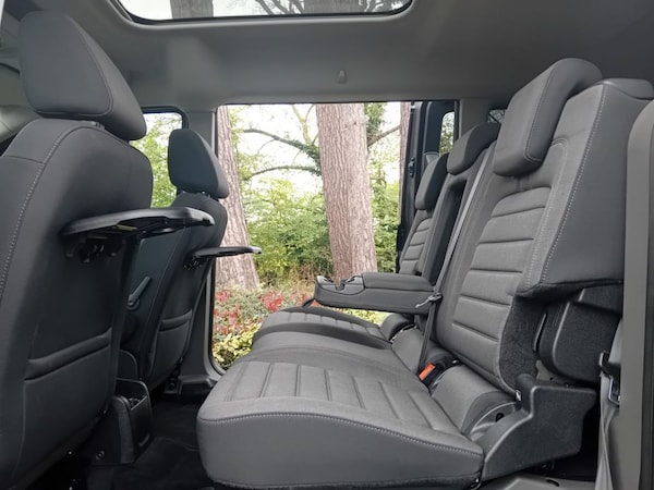Used Ford Grand Tourneo Connect 2019 for sale - 76184998: Photo 18
