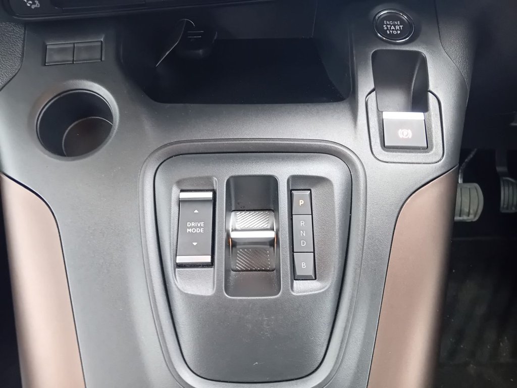 Used Peugeot e-Rifter 2024 for sale - 76069130: Photo 21