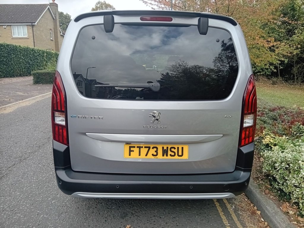 Used Peugeot e-Rifter 2024 for sale - 76069130: Photo 32