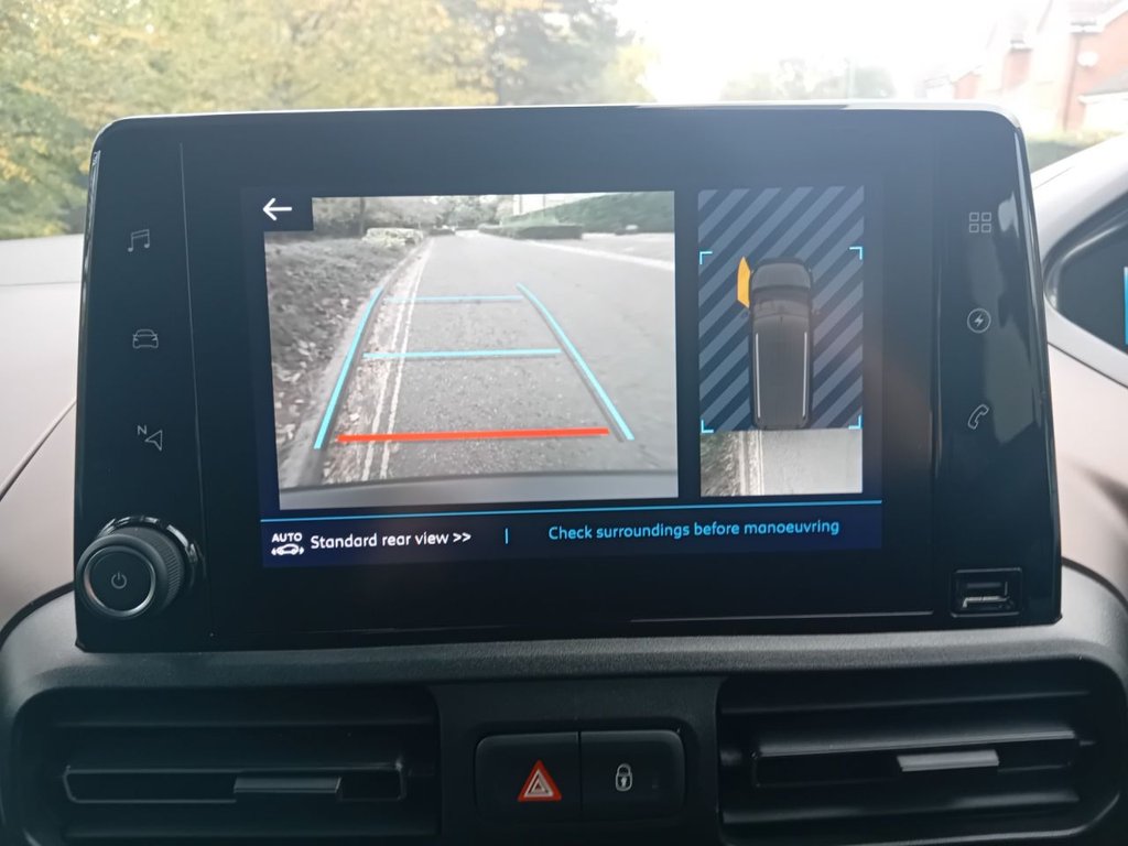 Used Peugeot e-Rifter 2024 for sale - 76069130: Photo 8