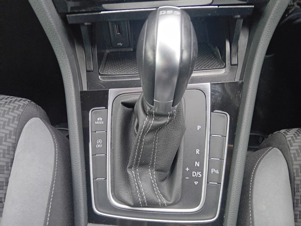 Used Volkswagen Golf 2019 for sale - 76582533: Photo 22