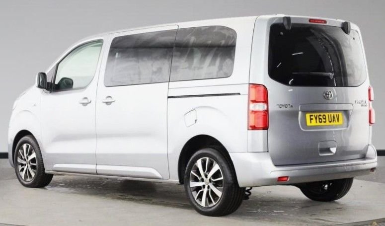 Used Toyota PROACE CITY Verso 2019 for sale - 76724729: Photo 2