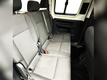 Used Volkswagen Caddy Maxi Life 2017 for sale - 76105785: Photo 2
