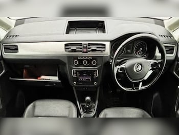 Used Volkswagen Caddy Maxi Life 2017 for sale - 76105785: Photo 4