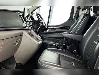 Used Ford Tourneo Custom 2021 for sale - 78863710: Photo