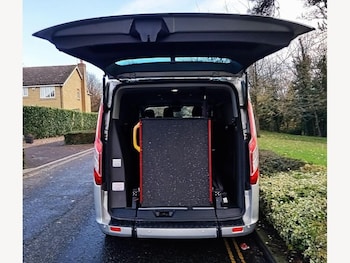 Used Ford Tourneo Custom 2023 for sale - 78693888: Photo