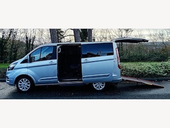 Used Ford Tourneo Custom 2023 for sale - 78693888: Photo