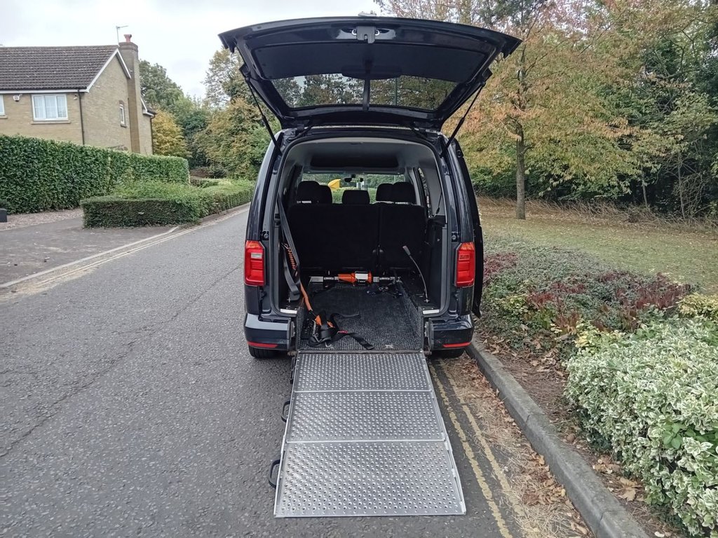 Used Volkswagen Caddy Maxi Life 2020 for sale - 76698254: Photo 5