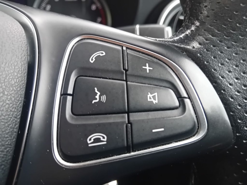 Used Mercedes-Benz GLC 2018 for sale - 76250146: Photo 28