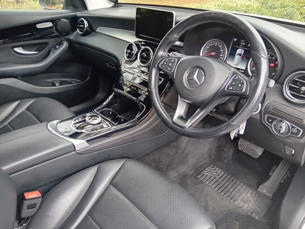 Used Mercedes-Benz GLC 2018 for sale - 76250146: Photo 3