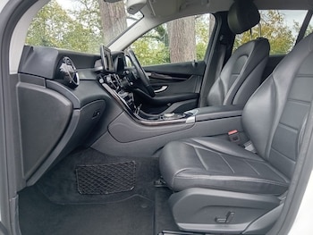 Used Mercedes-Benz GLC 2018 for sale - 76250146: Photo