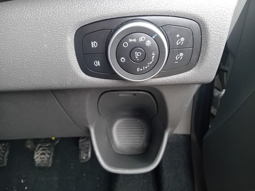 Used Ford Tourneo Custom 2020 for sale - 76768079: Photo 25