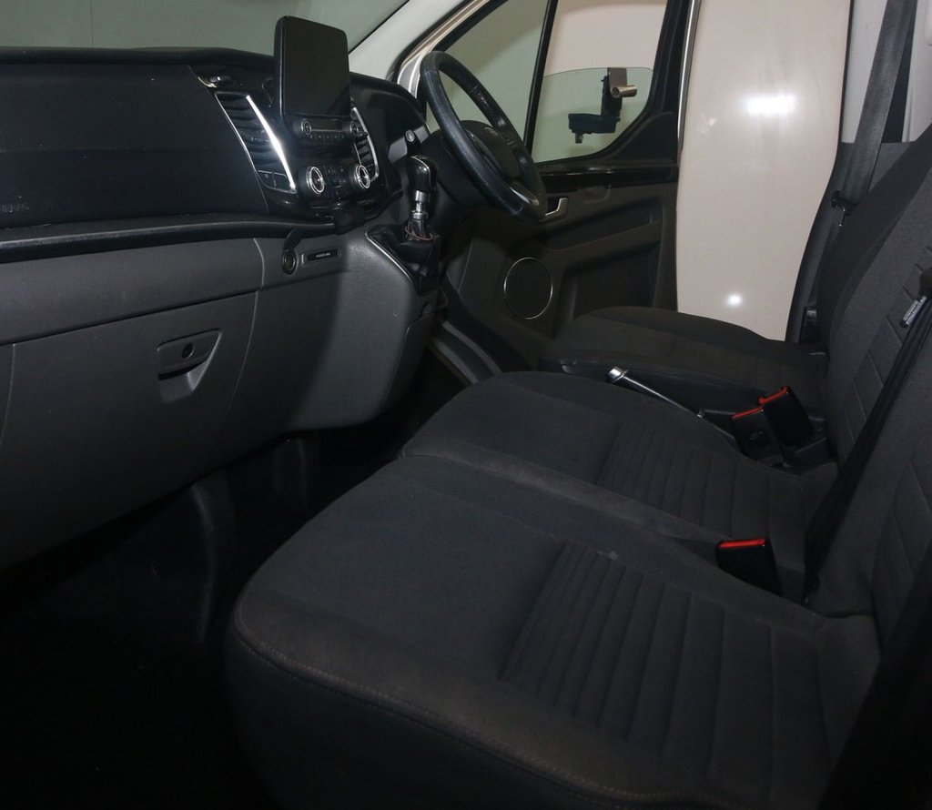 Used Ford Tourneo Custom 2020 for sale - 76768079: Photo 4