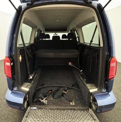Used Volkswagen Caddy Maxi Life 2017 for sale - 76333629: Photo 1