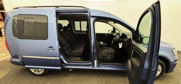 Used Volkswagen Caddy Maxi Life 2017 for sale - 76333629: Photo 4