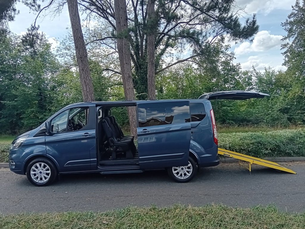 Used Ford Tourneo Custom 2022 for sale - 76345292: Photo 8