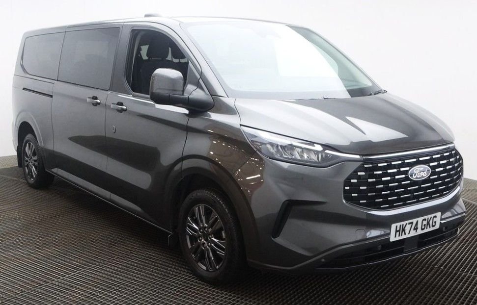 Used Ford Tourneo Custom 2024 for sale - 77133214: Photo 1