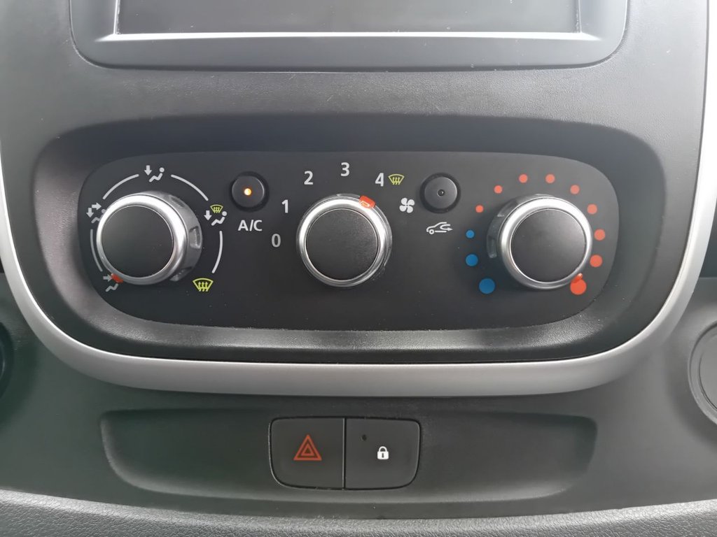 Used Renault Trafic 2019 for sale - 77632117: Photo 28