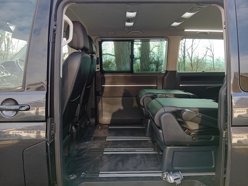 Used Volkswagen Caravelle 2018 for sale - 77171703: Photo 32