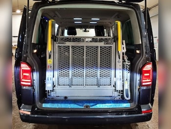 Used Volkswagen Caravelle 2018 for sale - 77171703: Photo