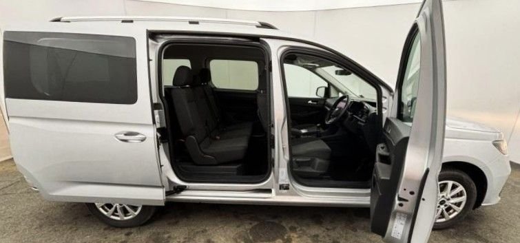 Used Ford Tourneo Connect 2023 for sale - 77583350: Photo 3