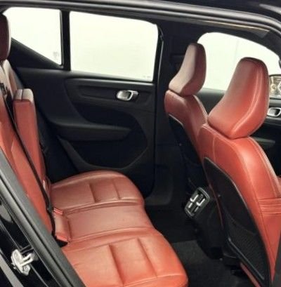 Used Volvo XC40 2020 for sale - 76496647: Photo 3