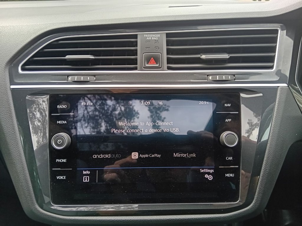 Used Volkswagen Tiguan 2020 for sale - 76019114: Photo 36