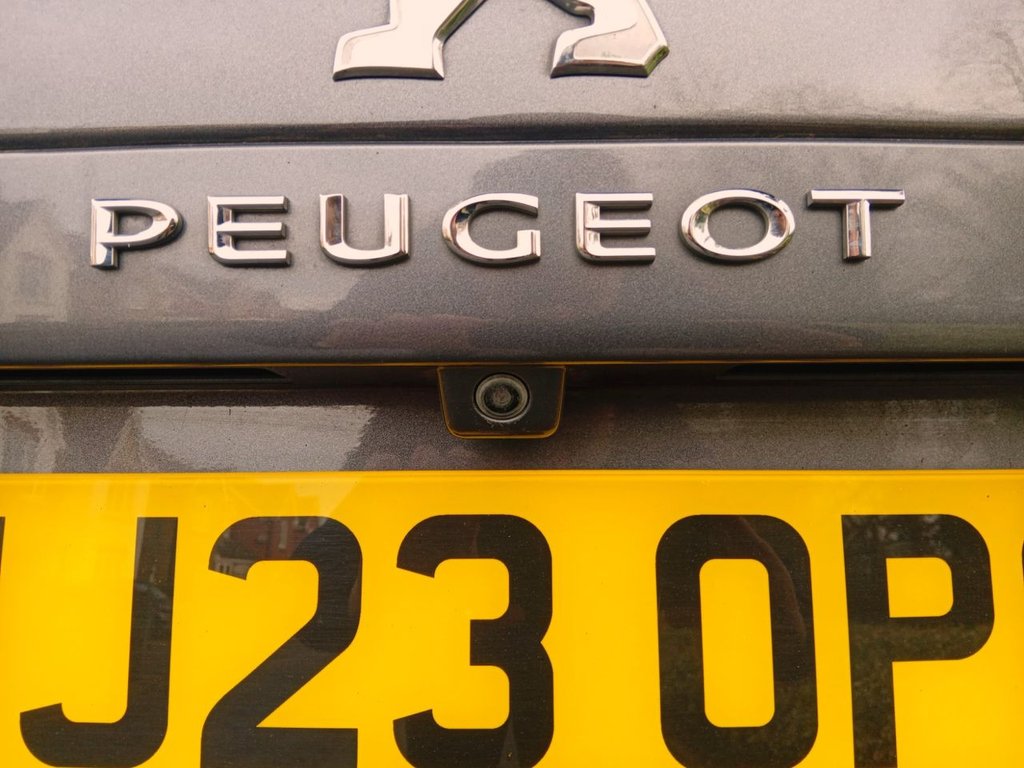 Used Peugeot Traveller 2023 for sale - 76910217: Photo 12