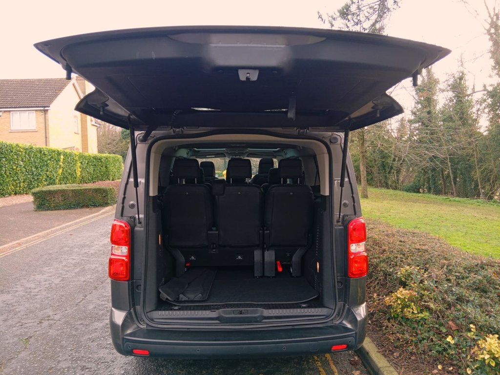 Used Peugeot Traveller 2023 for sale - 76910217: Photo 16