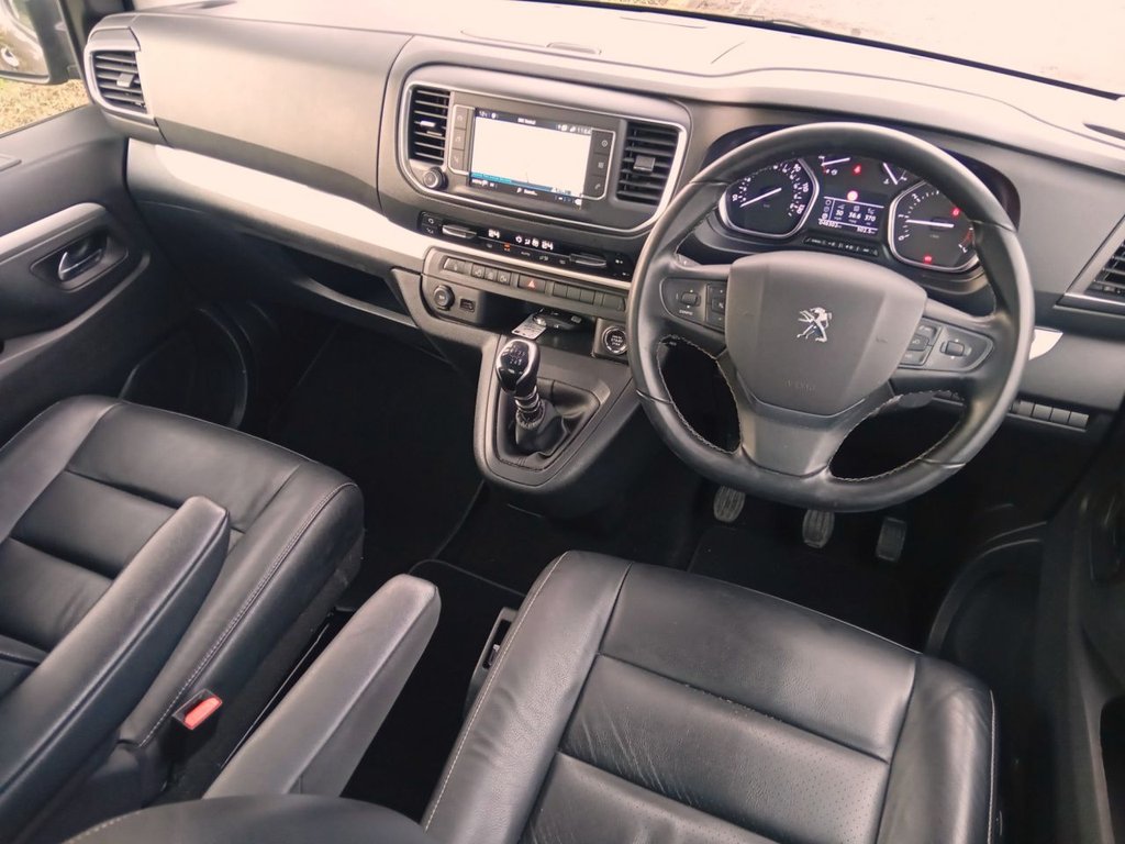 Used Peugeot Traveller 2023 for sale - 76910217: Photo 3