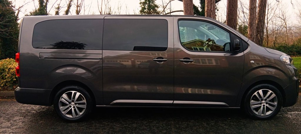 Used Peugeot Traveller 2023 for sale - 76910217: Photo 8